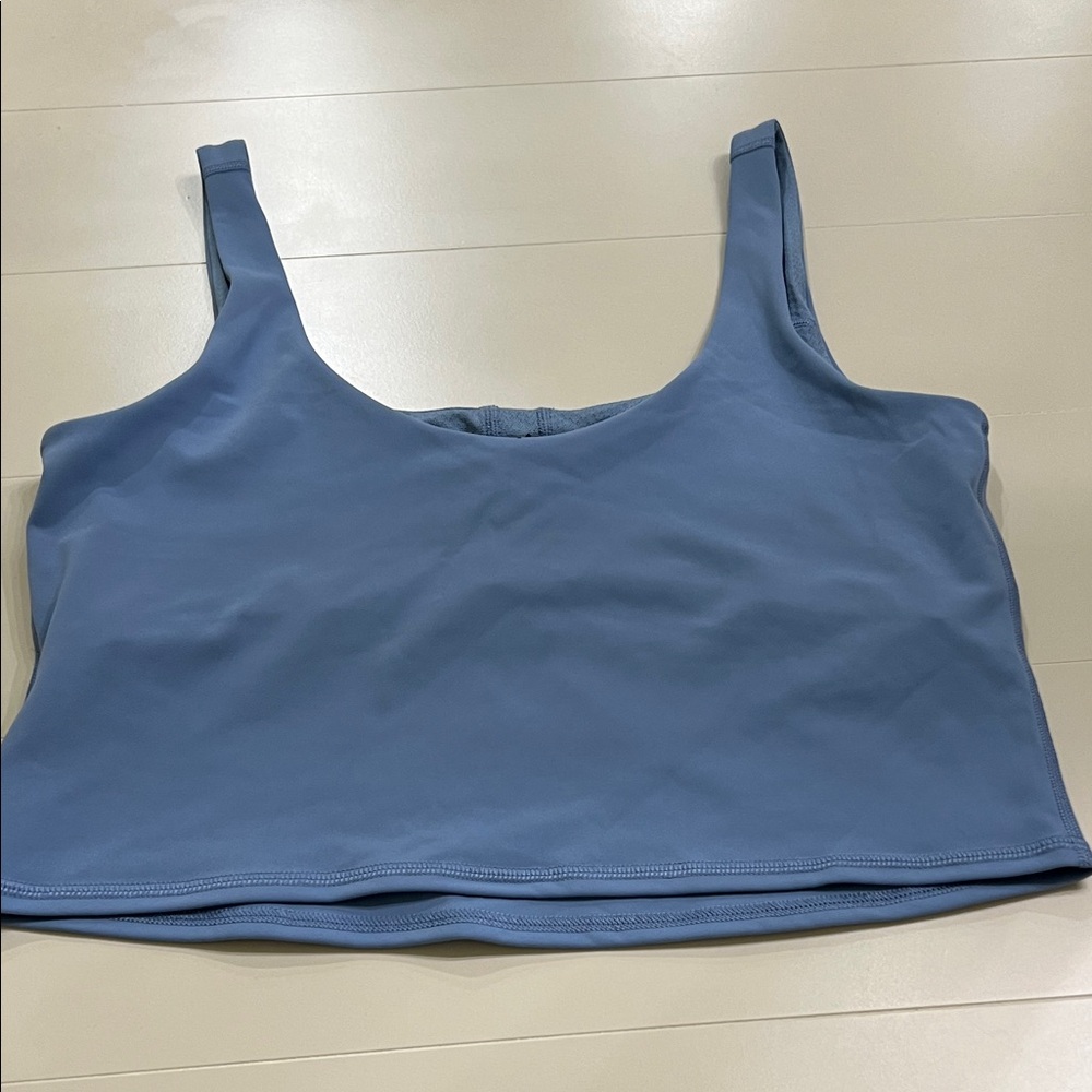 Vuori Women's Blue Tank Top Vuori Women's Daily Crop Top |
Elevate size large - Picture 7 of 12